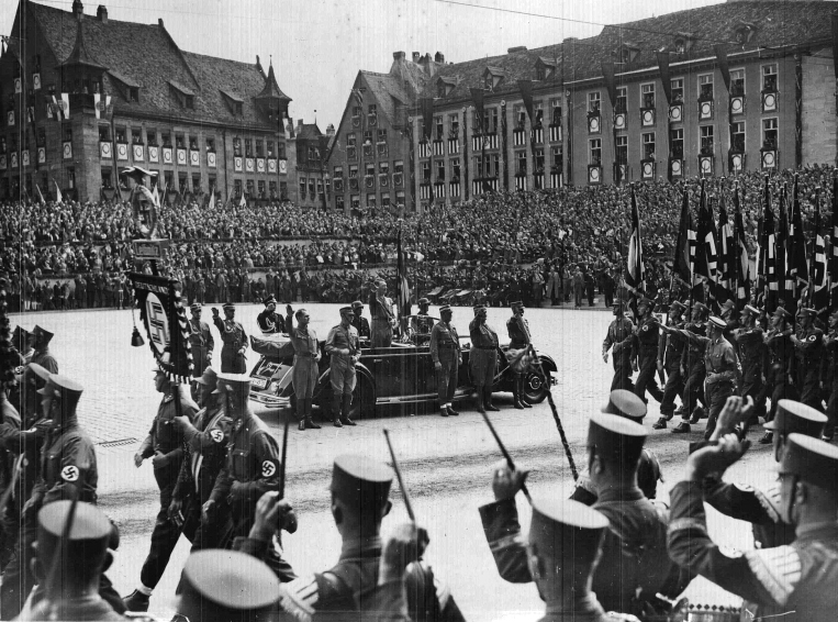 Adolf Hitler salutes the SA parade at the 1938 Reichsparteitag